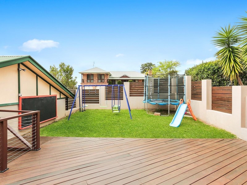 2 Booreea Boulevarde, Cordeaux Heights NSW 2526