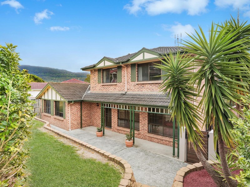 2 Booreea Boulevarde, Cordeaux Heights NSW 2526