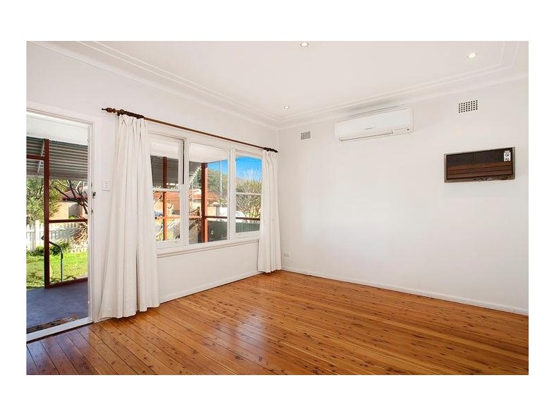 8 Murray Street, Booker Bay NSW 2257