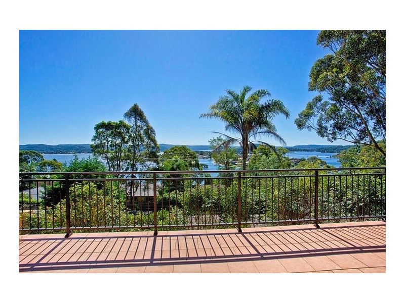 41 Daley Avenue, Daleys Point NSW 2257