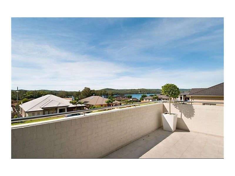18 Figtree Bay Drive, Kincumber NSW 2251