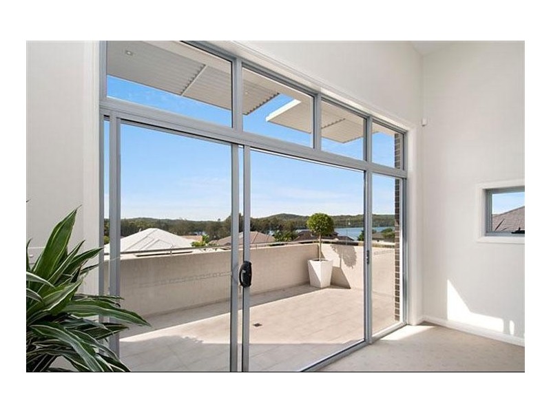 18 Figtree Bay Drive, Kincumber NSW 2251