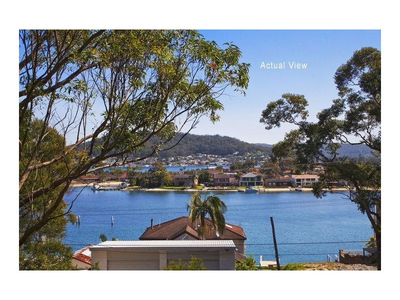 62 Yugari Crescent, Daleys Point NSW 2257
