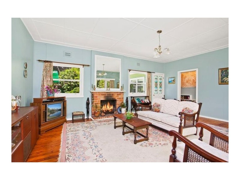 34 Emerald Avenue, Pearl Beach NSW 2256