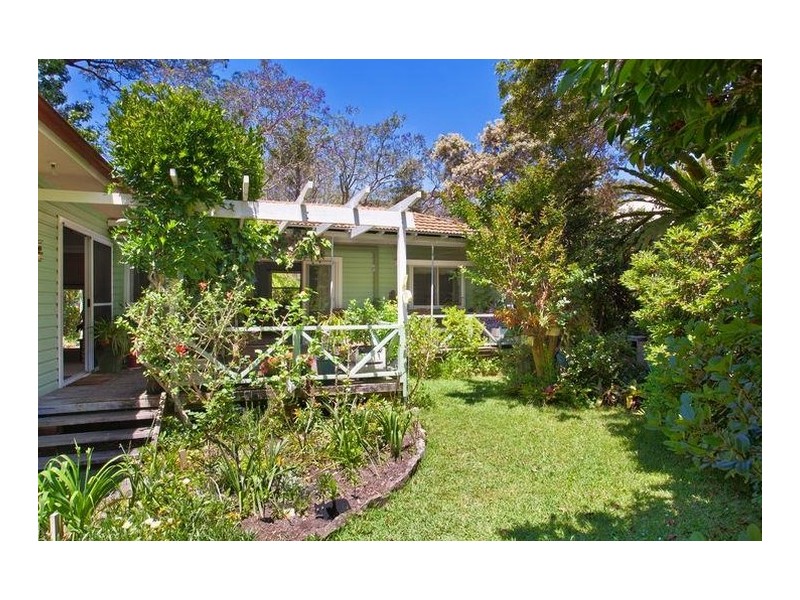 34 Emerald Avenue, Pearl Beach NSW 2256