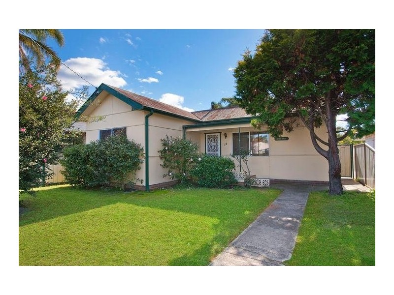 13 Lone Pine Avenue, Umina Beach NSW 2257