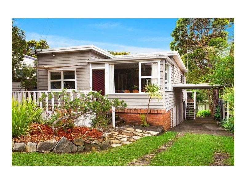 13 Beach Drive, Killcare NSW 2257