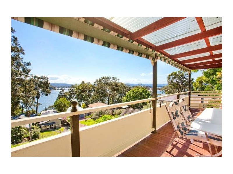 98 Heath Road, Pretty Beach NSW 2257