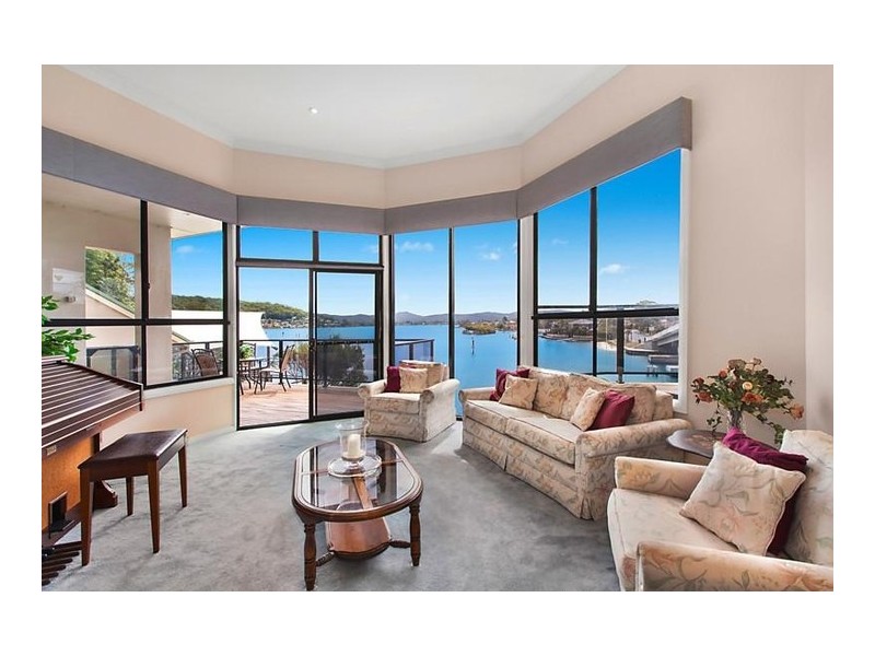 4 Daley Avenue, Daleys Point NSW 2257