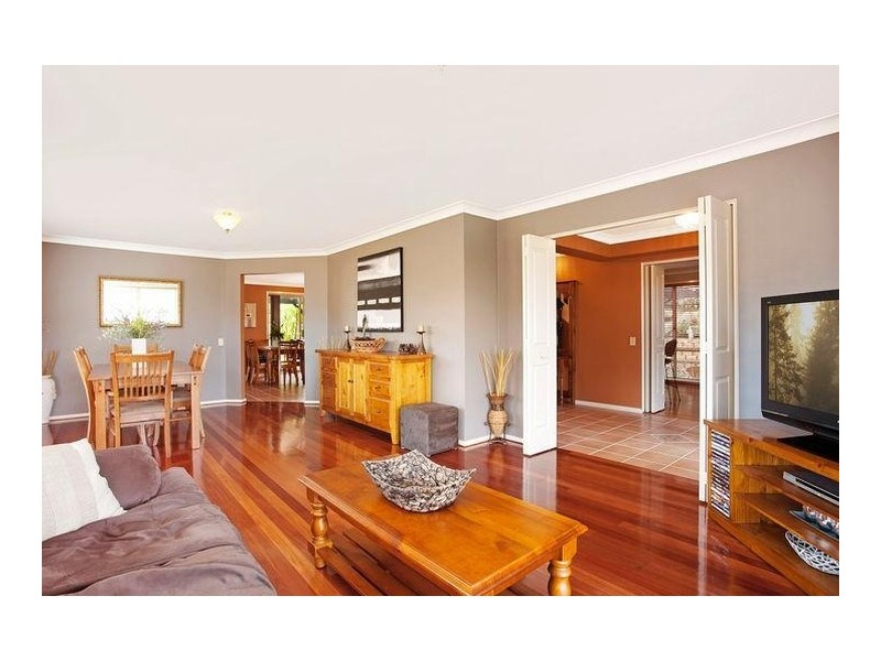 2 Palm Close, Glenning Valley NSW 2261