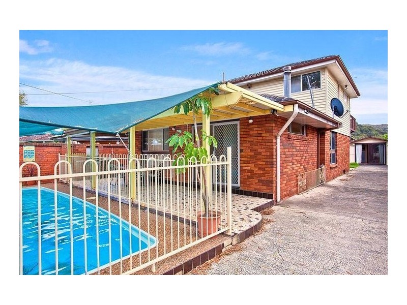 15 Breeze Street, Umina Beach NSW 2257