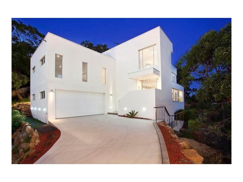 27 Kingsview Drive, Umina Beach NSW 2257