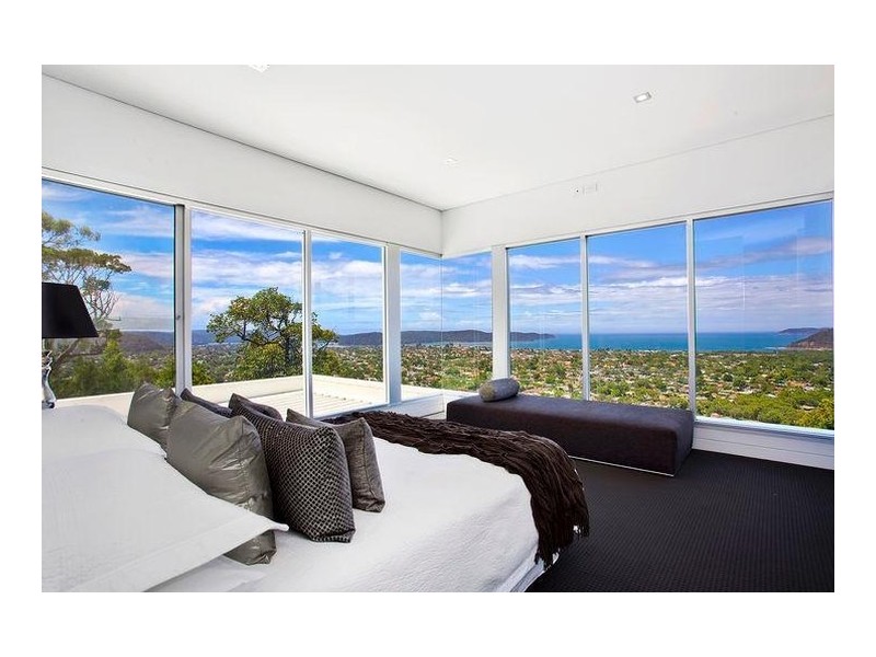 27 Kingsview Drive, Umina Beach NSW 2257