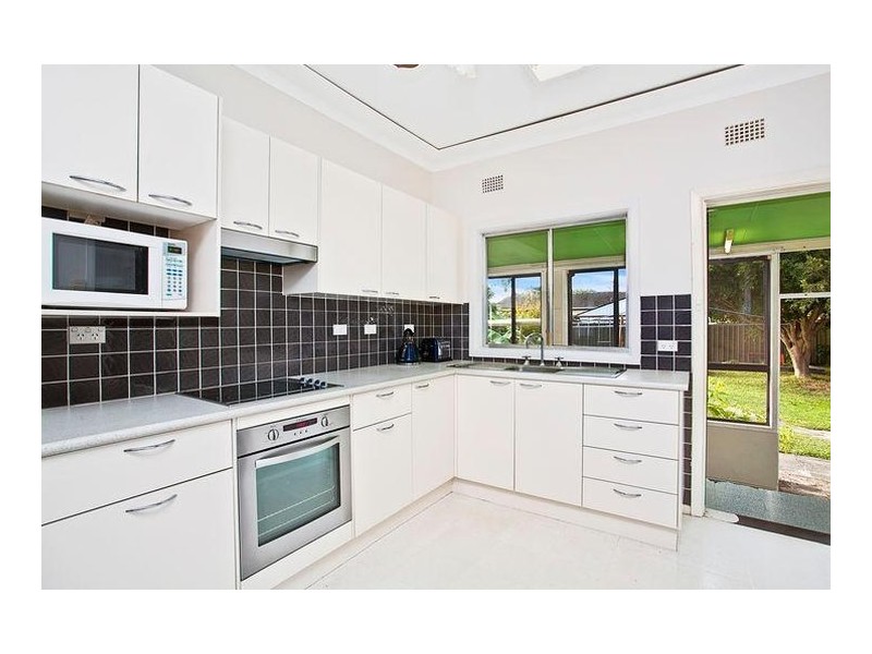 26 Camellia Circle, Woy Woy NSW 2256