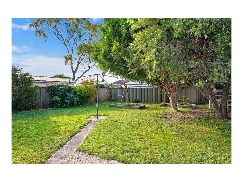 26 Camellia Circle, Woy Woy NSW 2256
