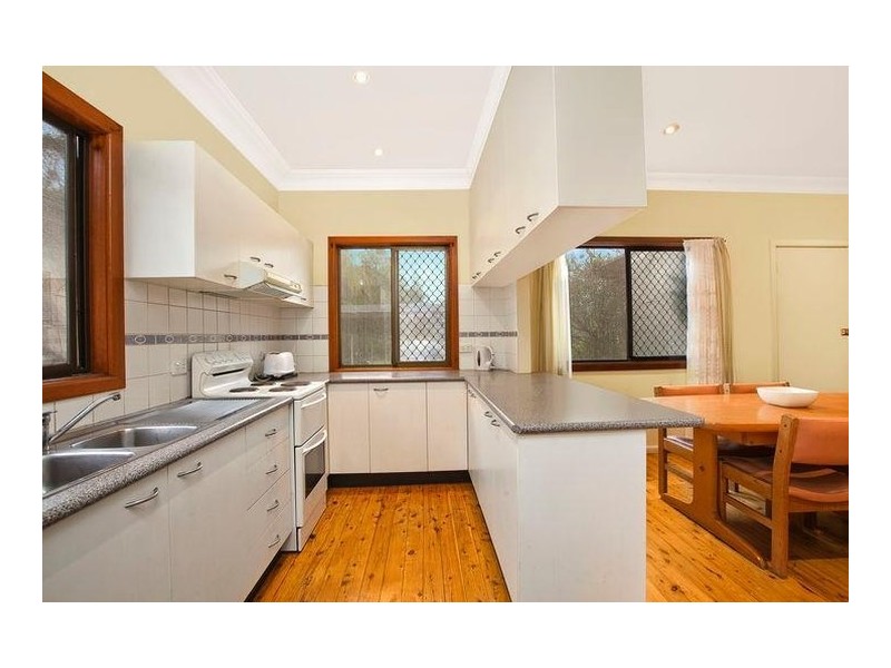 22 Dorothy Avenue, Woy Woy NSW 2256