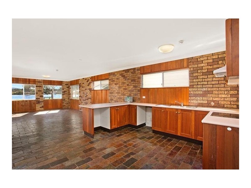 30 Shelly Beach Road, Empire Bay NSW 2257