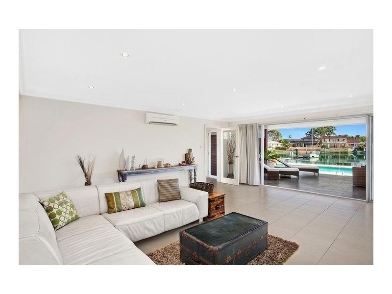 14 Marina View Parade, St Huberts Island NSW 2257