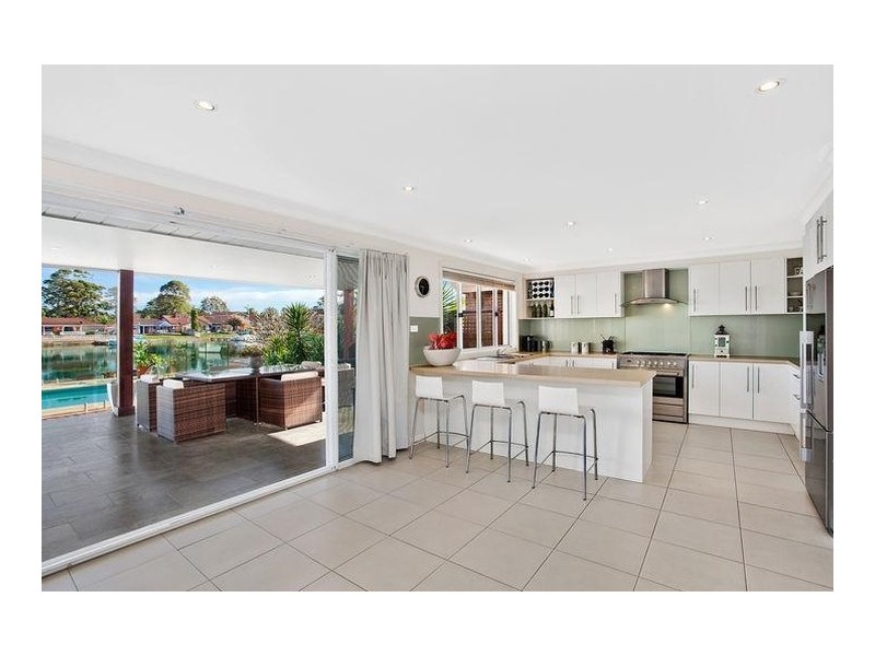 14 Marina View Parade, St Huberts Island NSW 2257