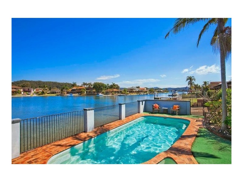 58 Helmsman Boulevard, St Huberts Island NSW 2257