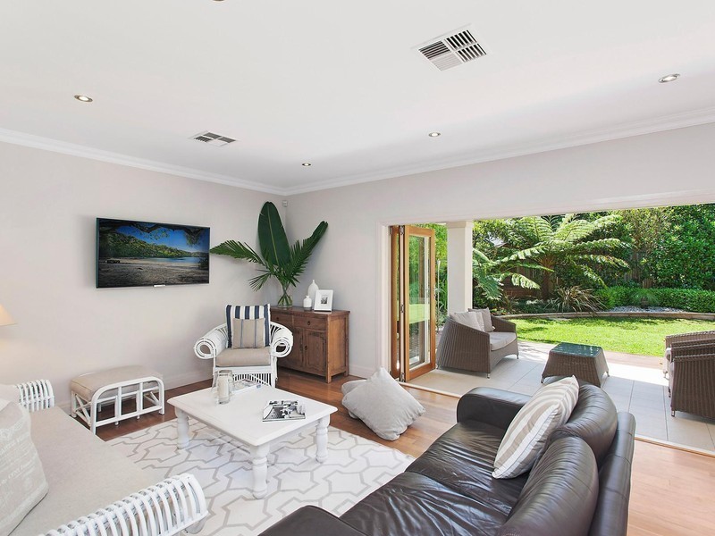 25 Billabong Street, Woy Woy NSW 2256