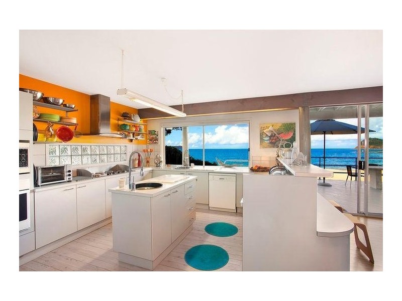 4 Coral Crescent, Pearl Beach NSW 2256