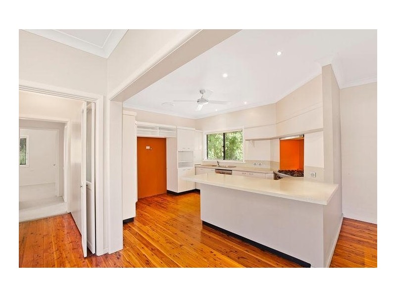 8 Palm Street, Ettalong Beach NSW 2257