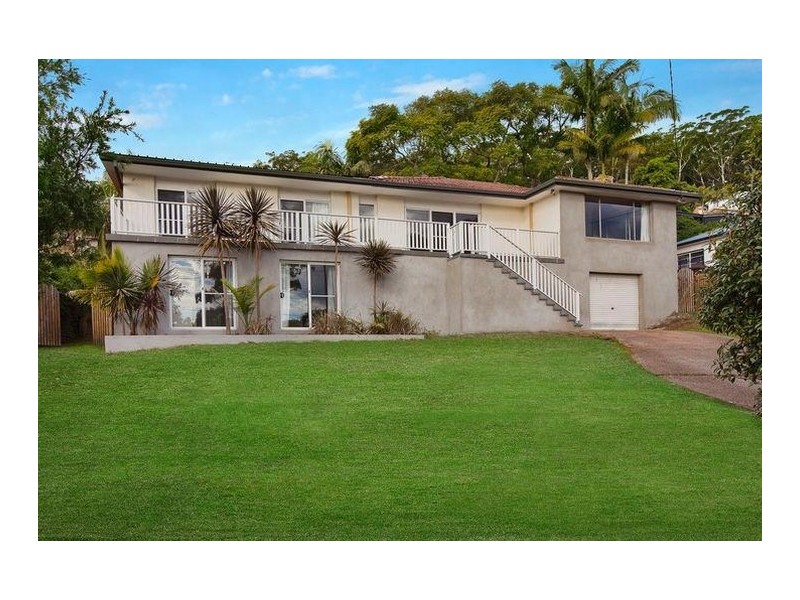 290 Avoca Drive, Green Point NSW 2251