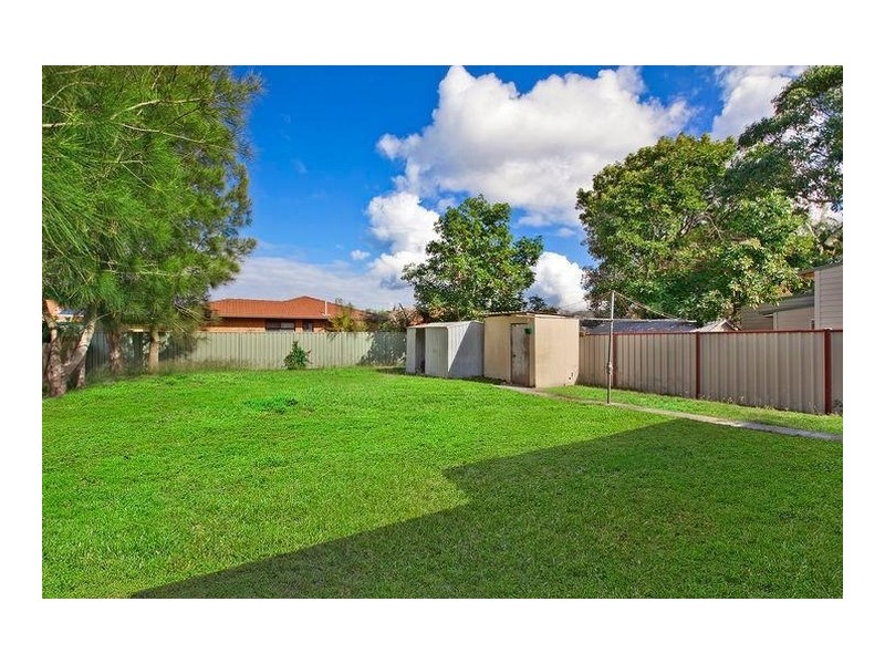 98 Gallipoli Avenue, Umina Beach NSW 2257