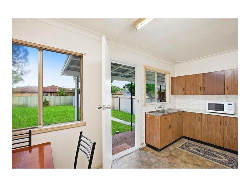 98 Gallipoli Avenue, Umina Beach NSW 2257