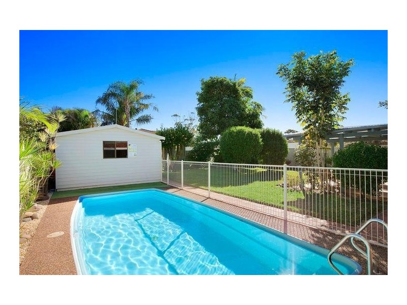 24 Nautilus Crescent, St Huberts Island NSW 2257