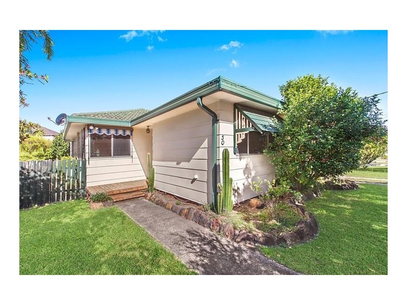 50 Robin Crescent, Woy Woy NSW 2256