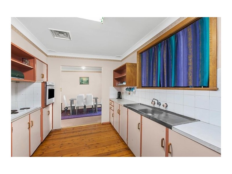 50 Robin Crescent, Woy Woy NSW 2256