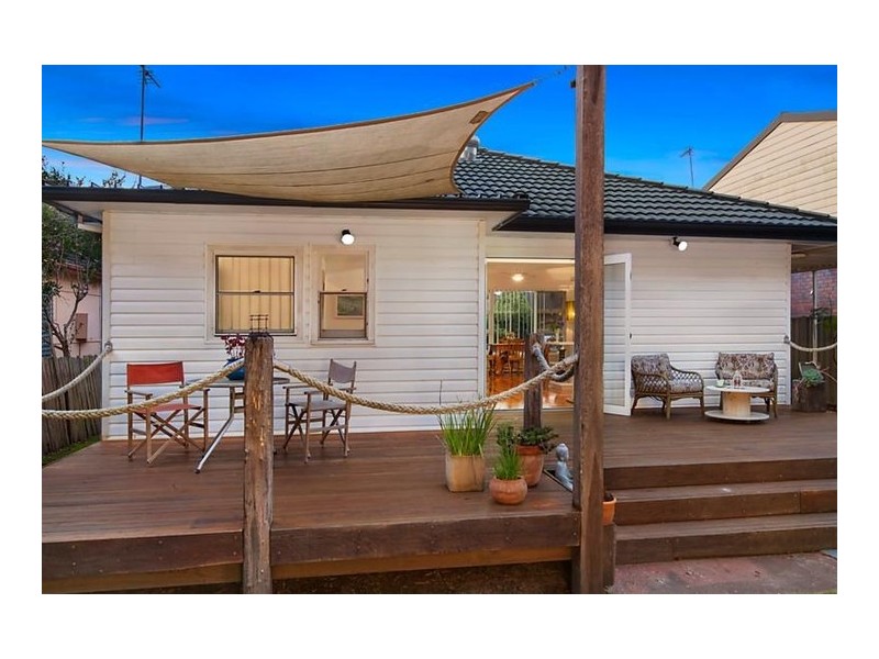 5 Oak Street, Blackwall NSW 2256