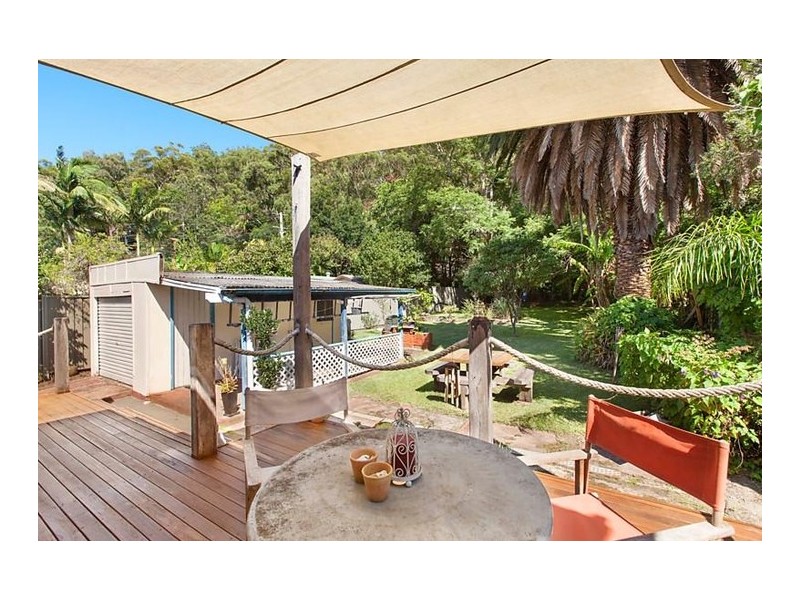 5 Oak Street, Blackwall NSW 2256