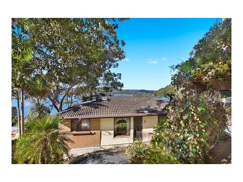 37 Bay View Crescent, Blackwall NSW 2256