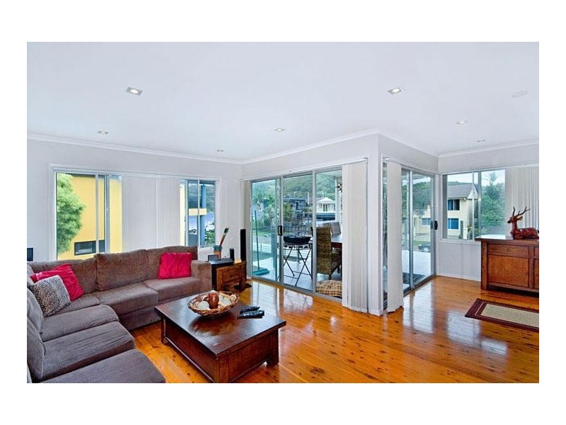 136 Booker Bay Road, Booker Bay NSW 2257