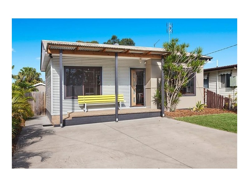 21 Boronia Avenue, Woy Woy NSW 2256