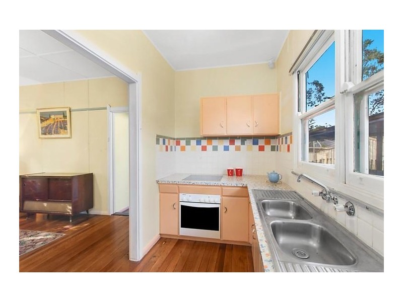 16 Banksia Street, Ettalong Beach NSW 2257