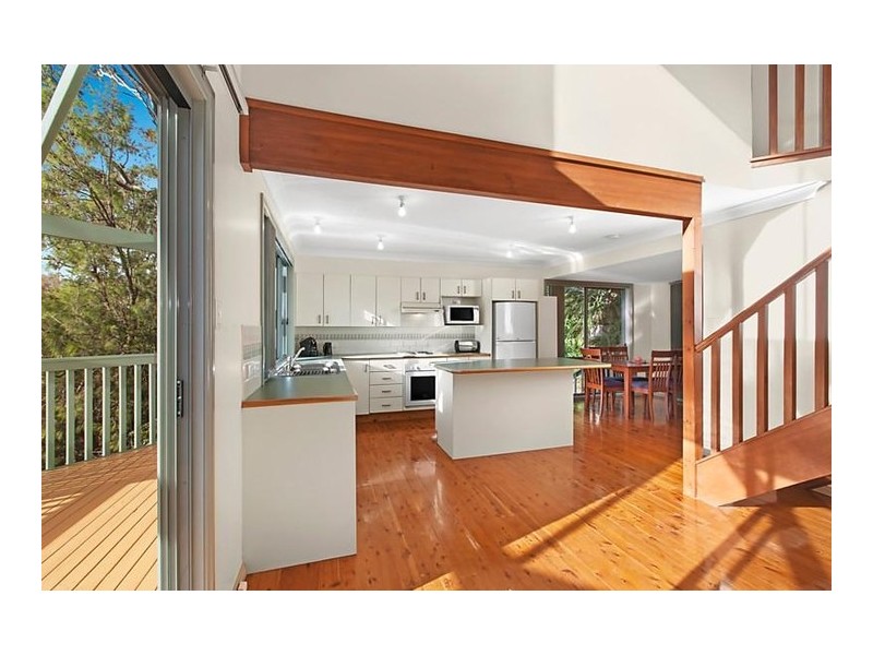 12 Kingsview Drive, Umina Beach NSW 2257