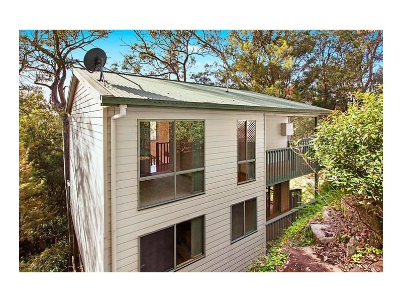 12 Kingsview Drive, Umina Beach NSW 2257