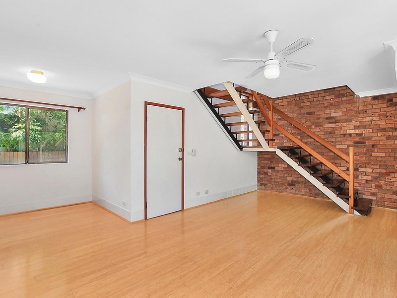 2/173 Ocean View Road, Ettalong Beach NSW 2257