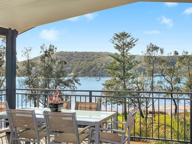 116 Araluen Drive, Hardys Bay NSW 2257
