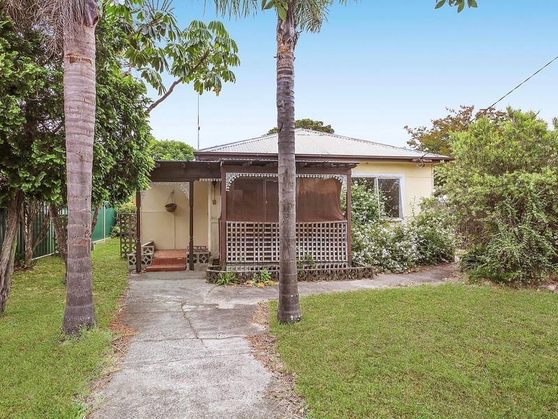 76 McMasters Road, Woy Woy NSW 2256