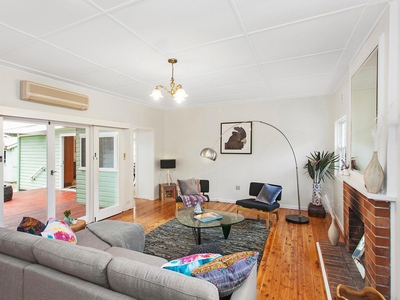 34 Emerald Avenue, Pearl Beach NSW 2256