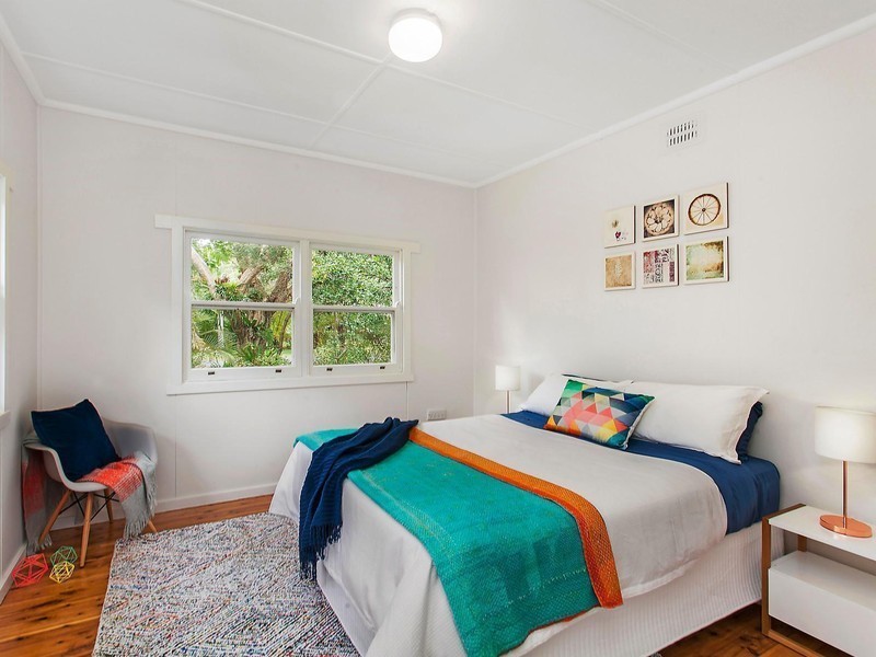 34 Emerald Avenue, Pearl Beach NSW 2256