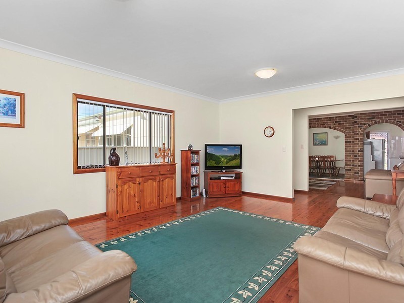 28 Walford Street, Woy Woy NSW 2256