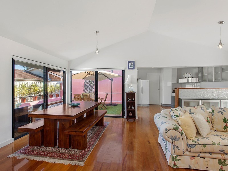 17 Gross Avenue, Umina Beach NSW 2257