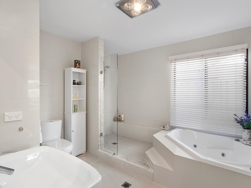 17 Gross Avenue, Umina Beach NSW 2257