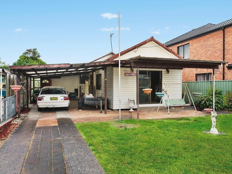 52 Alexandra Street, Umina Beach NSW 2257